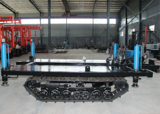 Heavy Loading Capacity Crawler Dump Truck / Carrier Customized Design