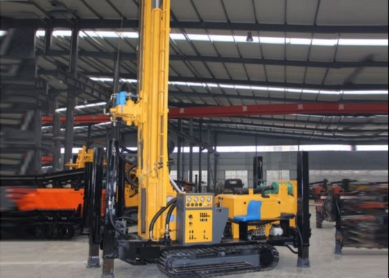 Bánh xích gắn trên giàn khoan giếng nước thương mại 180 mét nổ Rocky