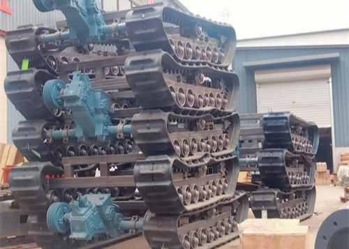 Công suất tải 1.5MT Bánh xích theo dõi bánh xích cho máy khoan giếng nước