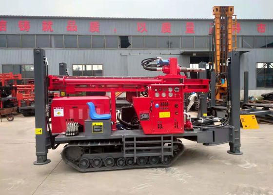 Máy khoan bánh xích St 200 gắn giàn khoan giếng nước lớn cho lòng đất sâu