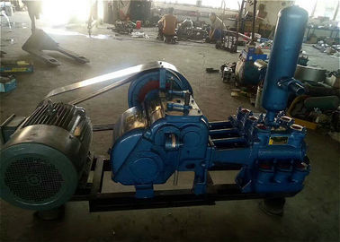 Máy bơm bùn khoan thăm dò Triplex BW 160 với động cơ Diesel