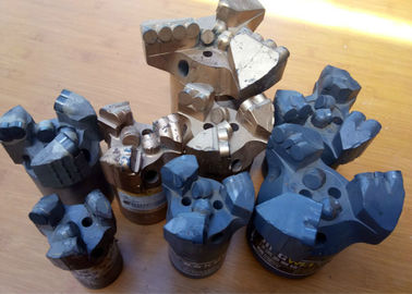 Vật liệu cacbua ma trận cơ thể PDC bit, bit khoan đá cứng cho thăm dò địa chất