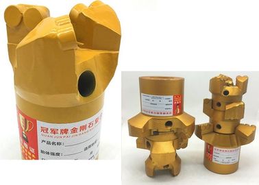 Ba lưỡi đa tinh thể kim cương khoan bit với khả năng chống mài mòn cao