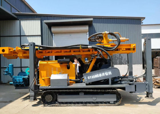 Máy khoan bánh xích 150M được lắp trên máy khoan