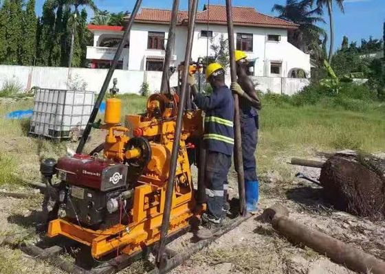Độ sâu 100m Lỗ khoan nước quay Máy khoan giếng di động