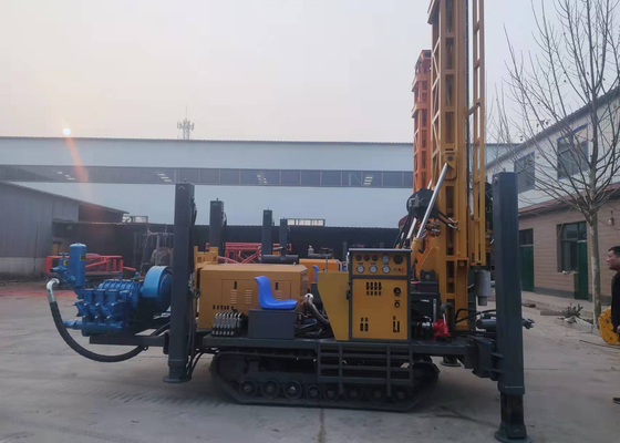 Chân cao Máy khoan bánh xích thủy lực bằng khí nén Giếng khoan sâu 260m